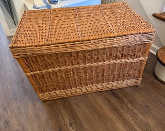 Wicker Vintage Two Handled Hamper