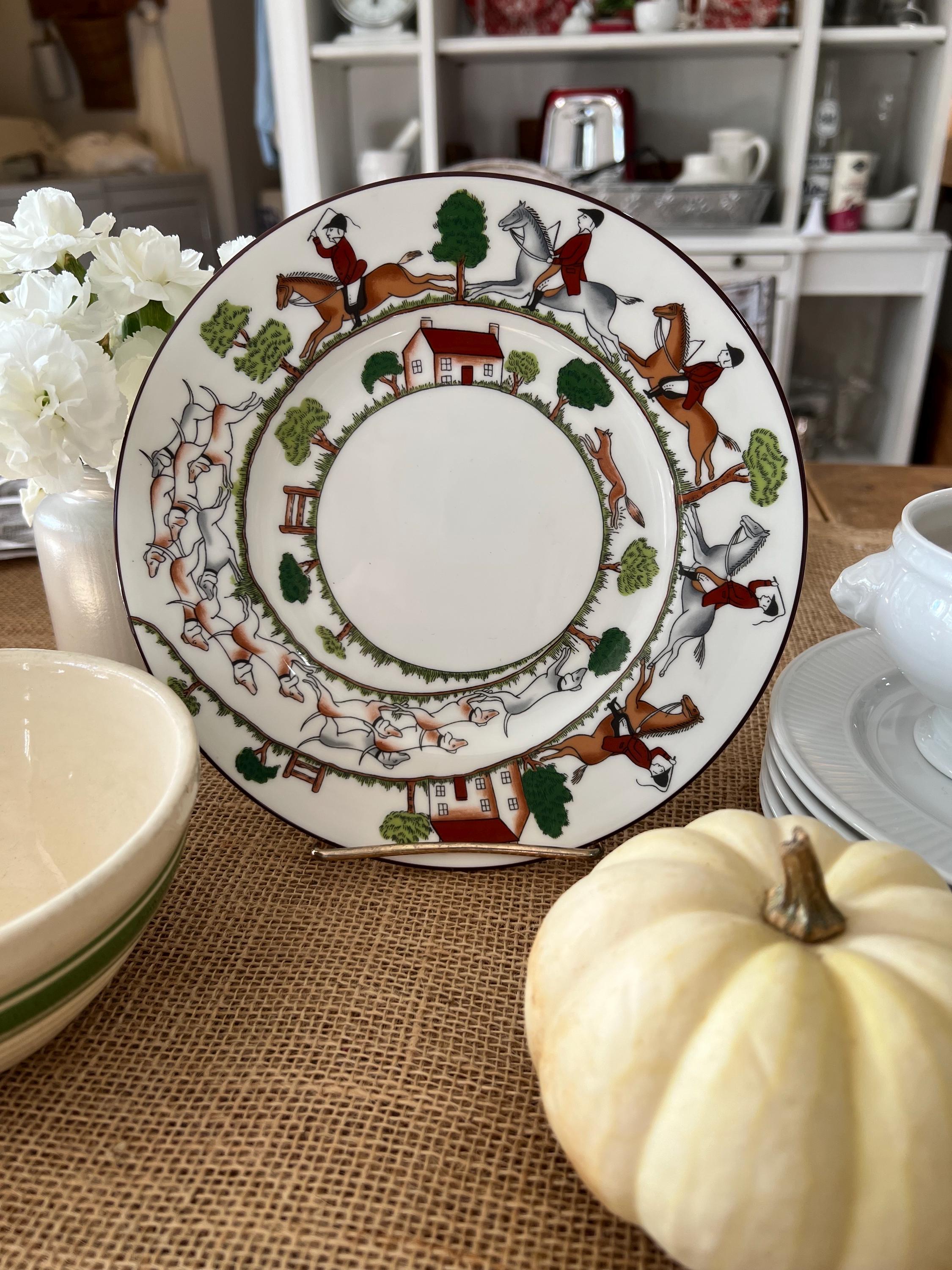 Wedgwood Bone China Hunting Scene 8” Luncheon Plate - Etsy UK