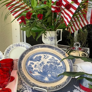 Vintage Blue Willow ware Platter.