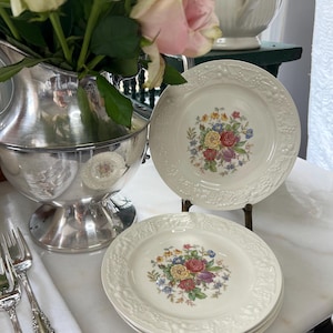 Piatti per pane e burro a tema Eggshell Homer Laughlin. Set da 4.