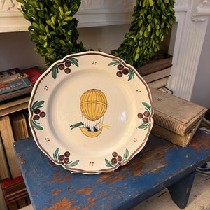 Henriot Quimper hand painted French Faience Plate