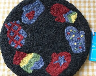 Mitten Chair Mat Hand Hooked 12" x 12"