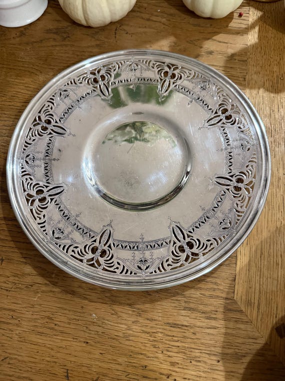 Victorian Benedict Plate 671 Filigree Round Serving Dish. - Etsy