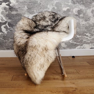 Original, Natural BIG Black Mouflon Genuine Natural Sheepskin Rug Exclusive rug
