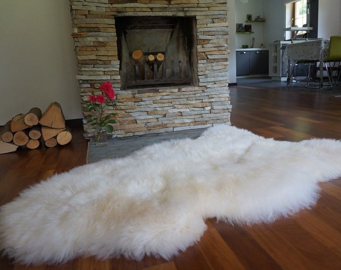 Original, natural LARGE white sheepskin rug, exclusive rug