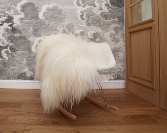 SHEEPSKIN ICELANDIC White Throw Genuine leather wool carpet 48"x 30" Decorative rug White comfy, cozy, hair is very thick, shiny !