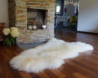 Alfombras originales GIGANTES blancas de auténtica piel de oveja natural. Alfombras exclusivas para exteriores. Alfombras de pelo largo.
