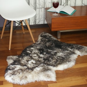 Original Black Mouflon   46&quot; x 28&quot; Genuine Natural Sheepskin Natural Sheepskin Rugs Exclusive Rug Gray Carpet Outdoor  Cheap Rugs Shag