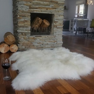 GIANT SHEEPSKIN Double    White Throw Genuine leather Sheep Skin 46&quot; x 46&quot; Decorative rug Natural comfy, cozy, hair is very thick, shiny