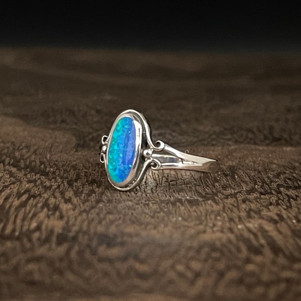 Blue Opal Ring // 925 Sterling Silver // Oxidized // Sizes 5 to 10 Available