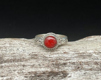Natural Red Coral Ring // 925 Sterling Silver // Bali Design // Sizes 5 to 10