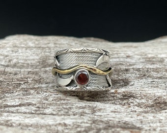 Wide Band Garnet Ring Size 8, 9 // 925 Sterling Silver // Crescent Moon Ring