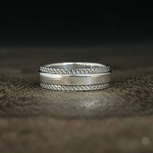 Etched Bali Spin Ring // 925 Sterling Silver // Silver Spin Ring