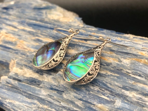 Sterling Silver Swirl Abalone Earrings Sterling Silver Swirl Abalone Earrings