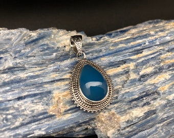 Fine silver open circle pendant necklace with blue onyx stone gift for women handcrafted modern design silver pendant