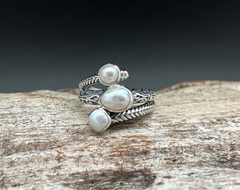 Multi-Pearl Ring // Oxidized Vintage Style Setting // 925 Sterling Silver