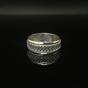 Bali Spinner Ring // 925 Sterling Silver