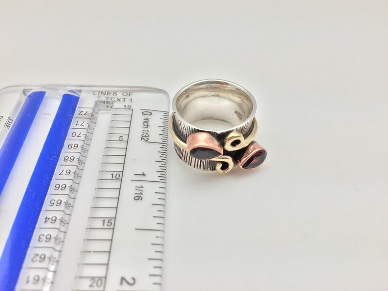 Multi-tone Garnet Ring 925 Sterling Silver Ridged Teardrop Swirl Design Oxidized Finish Size 6