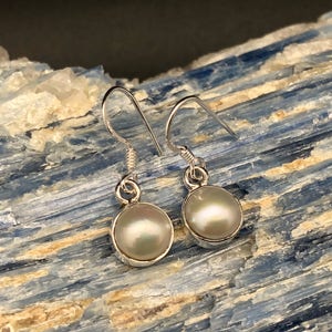 Simple Silver Pearl Earrings // 925 Sterling Silver // Round Pearl Earrings // Hook Backings