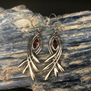 Dangly Garnet Earrings // 925 Sterling Silver // Hypoallergenic // Bali Setting
