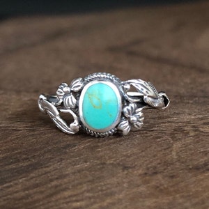 Floral Design Bali Turquoise Ring // 925 Sterling Silver Turquoise // Oxidized Turquoise Ring // Silver Turquoise Ring