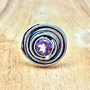 Silver Swirl Amethyst Ring // 925 Sterling Silver // Natural Amethyst // Oxidized Swirl Setting // Size 6, Size 7