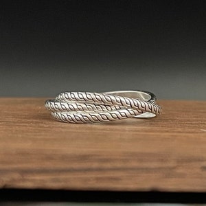 Etched Tri-Band Silver Rolling Ring // Size 6 to 9 // 925 Sterling Silver