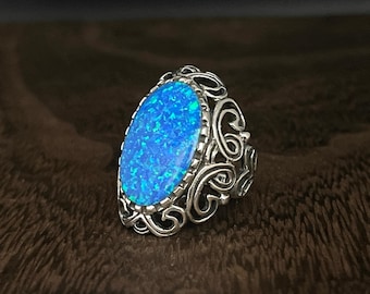 Vintage Style Large Opal Ring // 925 Sterling Silver // Oxidized Blue Opal Ring