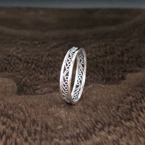 Thin Filigree Ring // 925 Sterling Silver // Filigree Bali Band Ring