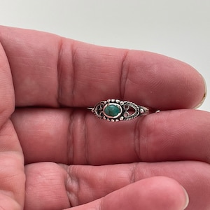Small Vintage Style Turquoise Ring // 925 Sterling Silver With Genuine ...