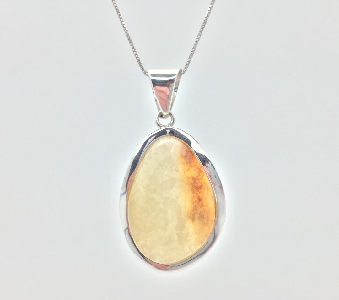 Free-form Amber Pendant // 925 Sterling Silver // Butterscotch - Etsy