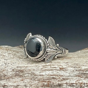 Leaf Design Black Onyx Ring // 925 Sterling Silver // Oxidized// Size 5 to 10