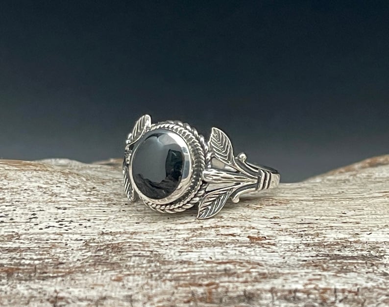 Leaf Design Black Onyx Ring // 925 Sterling Silver // Oxidized// Size 5 to 10 image 1