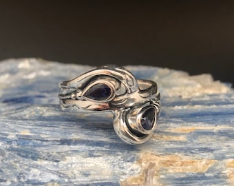 Multi-Stone Iolite Ring // Sterling Silver // Oxidized Teardrop Setting // Silver Iolite Ring // Size 8