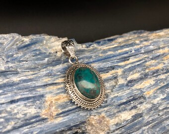 Oval Turquoise Pendant: Sterling Silver Bali Setting