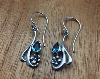 Orecchino di conchiglia in argento sterling 925 per le donne che fanno