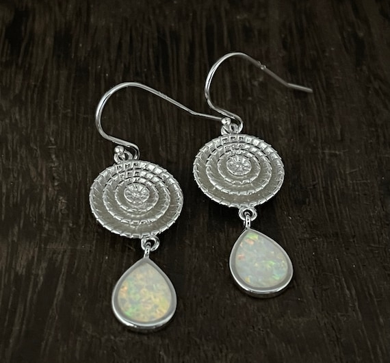Orecchini circolari a goccia in opale // Argento Sterling 925 - Italia