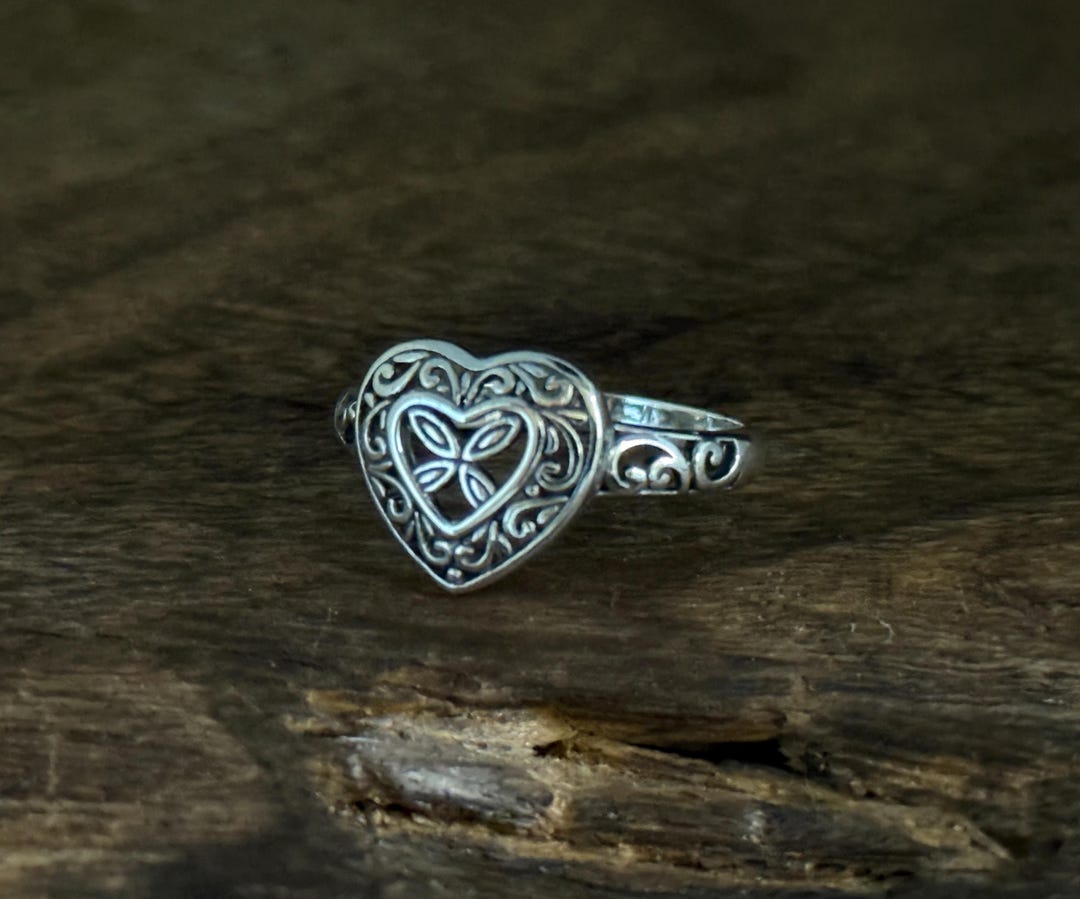 Filigree Silver Heart Ring // 925 Sterling Silver // Oxidized // Sizes ...