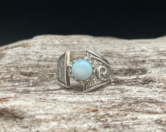 Opal Ring Size 9 // 925 Sterling Silver // Oxidized Swirl Opal Ring