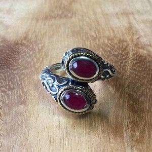 Two-tone Ruby Silver Ring // 925 Sterling Silver // Oval Swirl Design // Oxidized Finish