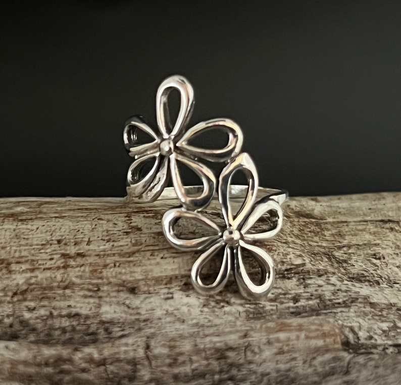 Double Flower Ring // 925 Sterling Silver // 2 Large Flowers Ring // Handmade // Sizes 7 to 10 Available image 1