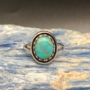 Natural Turquoise Stone Ring // Oxidized Oval Silver Setting // Sizes 6 to 11