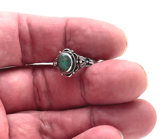 Vintage Turquoise Leaves Ring // 925 Sterling Silver With