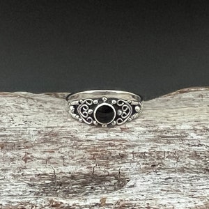 Bali Style Black Onyx Heart Ring: Sterling Silver Vintage Design