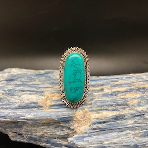 Size 12 Bali Design Large Oval Turquoise Ring // 925 Sterling Silver