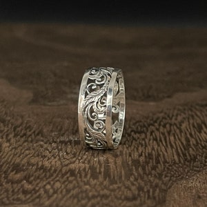 Vines Filigree Silver Ring // 925 Sterling Silver // Oxidized