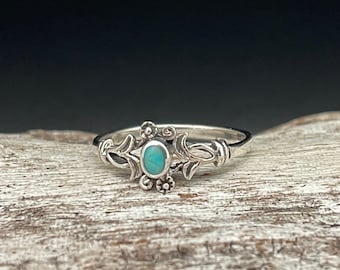 Floral Bali Turquoise Ring // 925 Sterling Silver with Genuine Turquoise // Oxidized Turquoise Ring // Silver Turquoise Ring