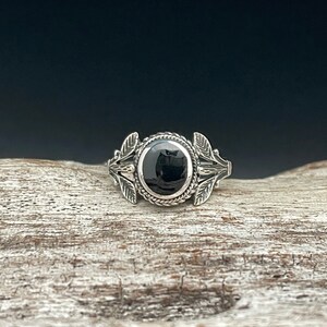 Leaf Design Black Onyx Ring // 925 Sterling Silver // Oxidized// Size 5 to 10 image 4