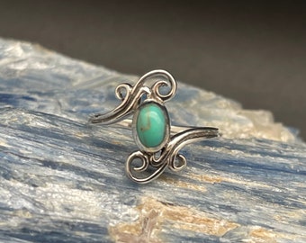 Turquoise Swirl Scroll Ring // 925 Sterling Silver // Bali Design Ring