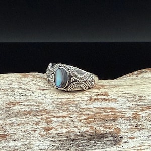 Bali Style Abalone Ring with Granulation // 925 Sterling Silver // Sizes 5 to 10